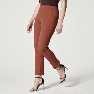 SPANX *Petite* On The Go Ankle Slim Straight Pants